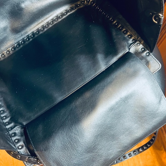 Valentino ROCKSTUD 3 /Way💥SUPER GORG BOLD SEXY ELEGANT💥Large 13” - Picture 13 of 16